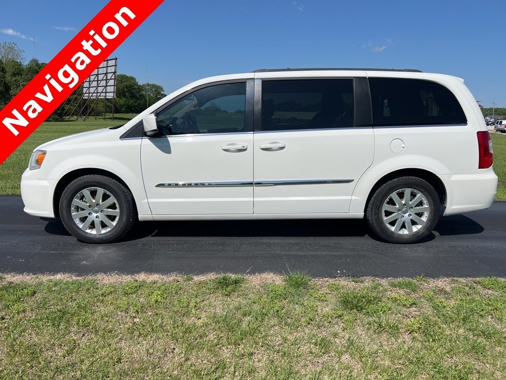Used 2012 Chrysler Town & Country Touring with VIN 2C4RC1BG4CR401270 for sale in Kansas City