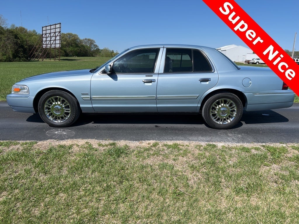Used 2010 Mercury Grand Marquis LS with VIN 2MEBM7FVXAX616296 for sale in Kansas City